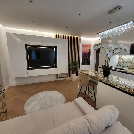 Grozavesti Luxury With 2 *