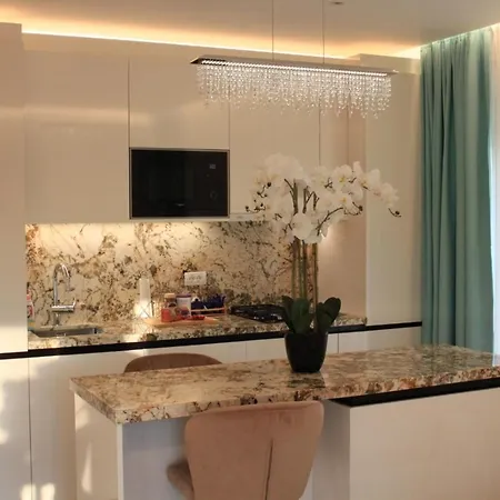Grozavesti Luxury With 2 Apartment Bucharest